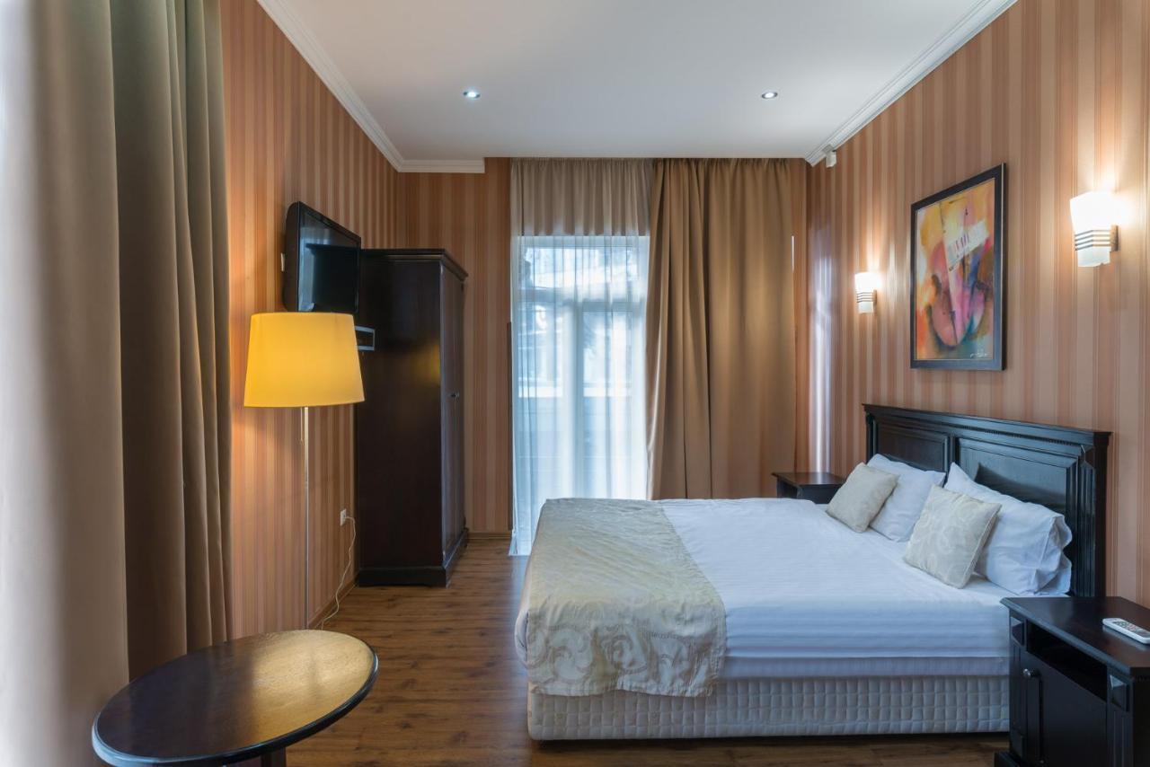 Garden View Hotel Tbilisi Luaran gambar