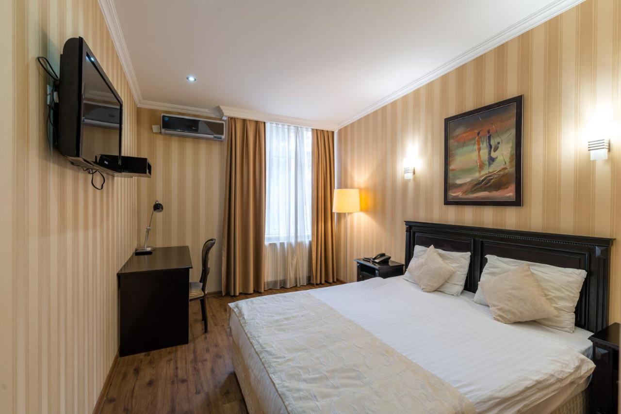 Garden View Hotel Tbilisi Luaran gambar